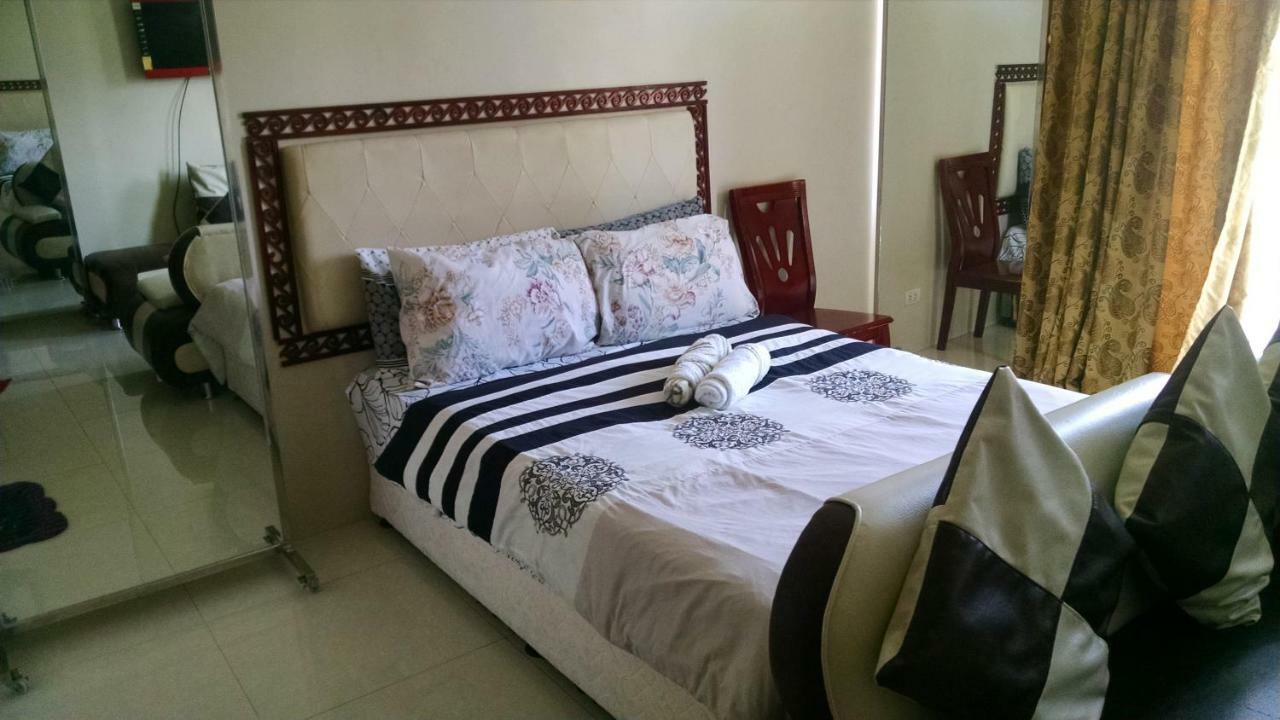 3N Palm Tree Villas 마닐라 외부 사진